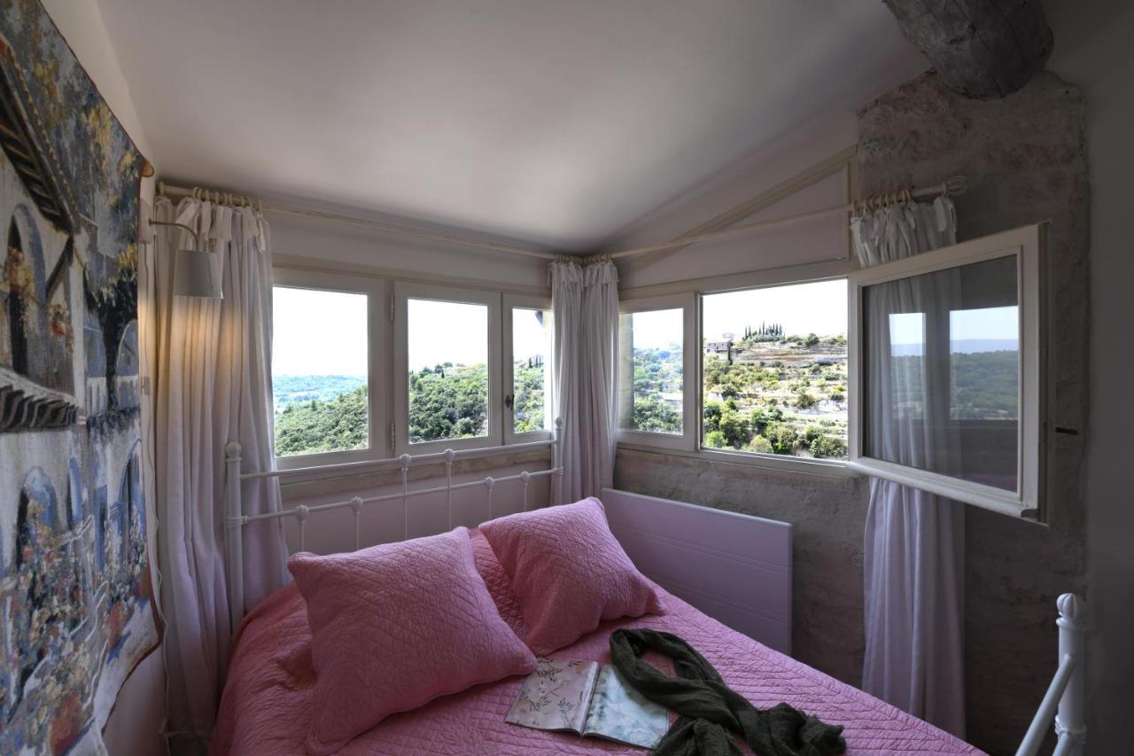 Vila Le Bonheur Gordes Exteriér fotografie